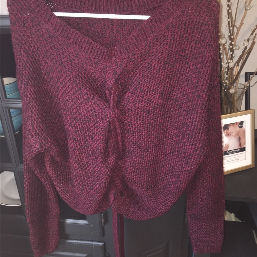 Express sweaters - Picture 2 of 4